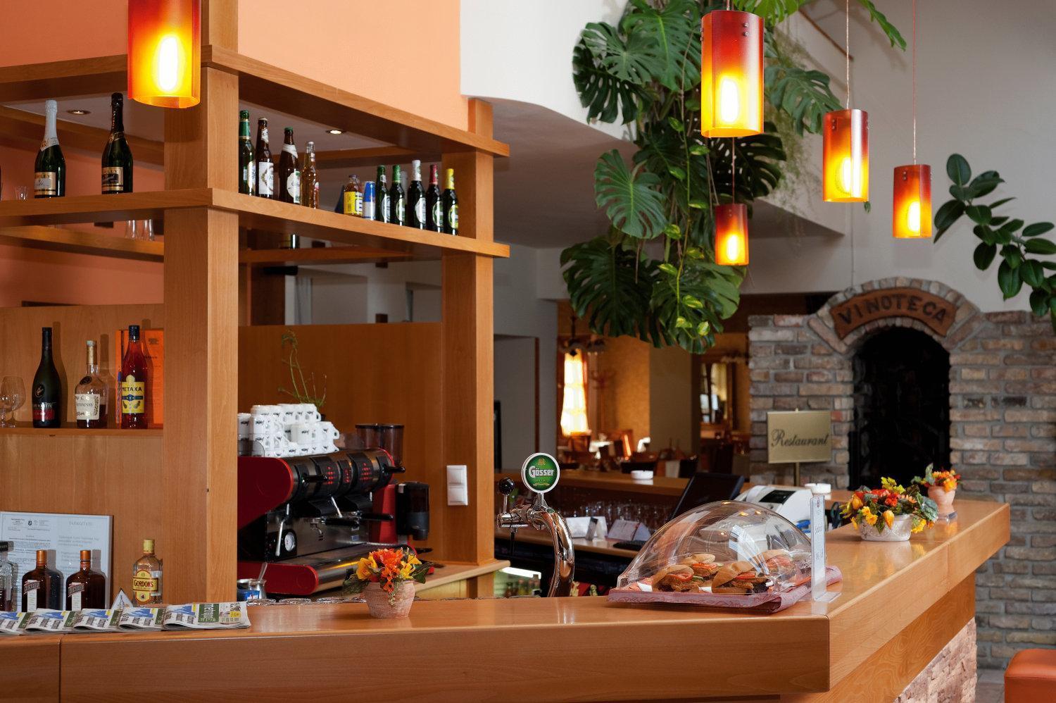 Gastland M0 Hotel & Conference Center Szigetszentmiklos Bagian luar foto