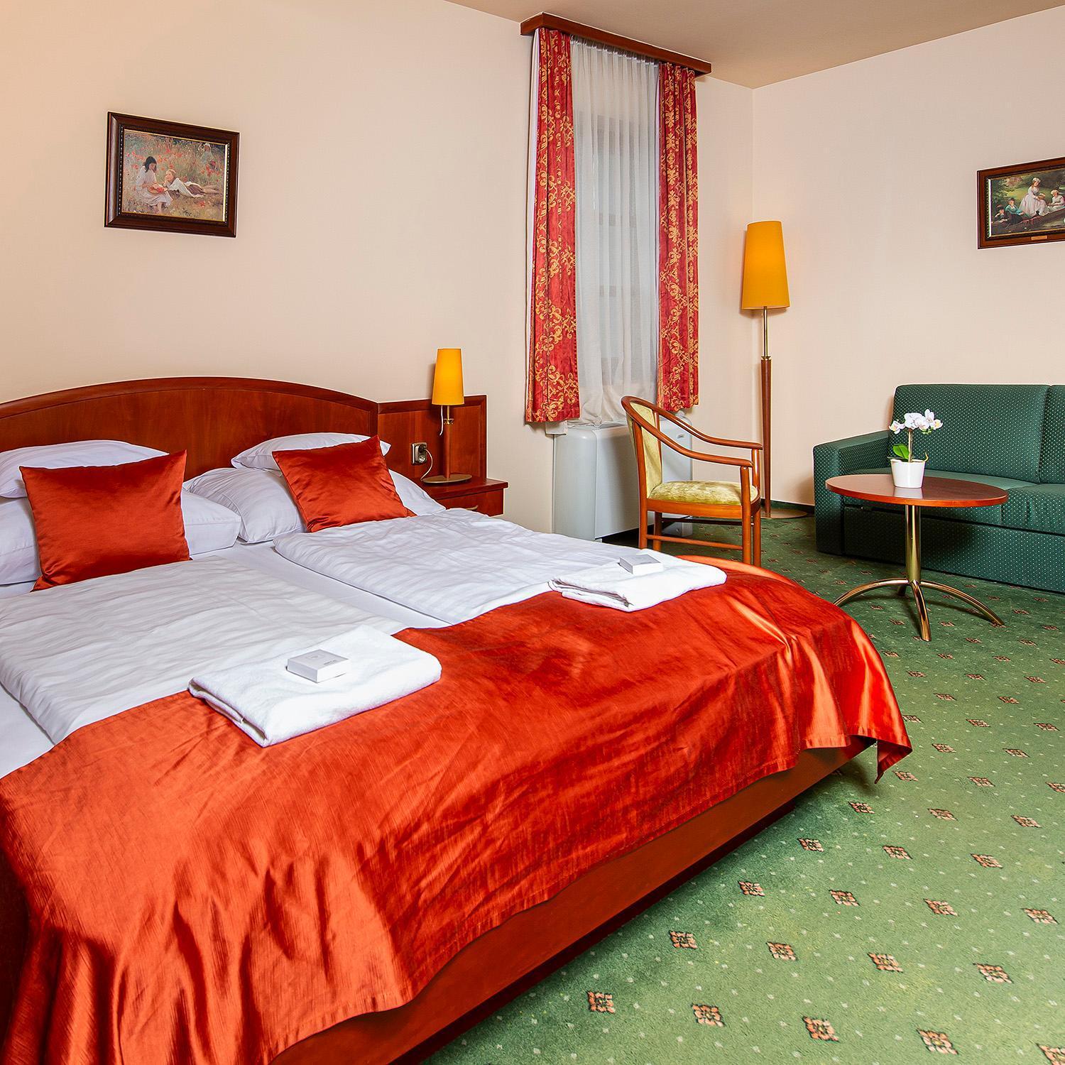 Gastland M0 Hotel & Conference Center Szigetszentmiklos Bagian luar foto