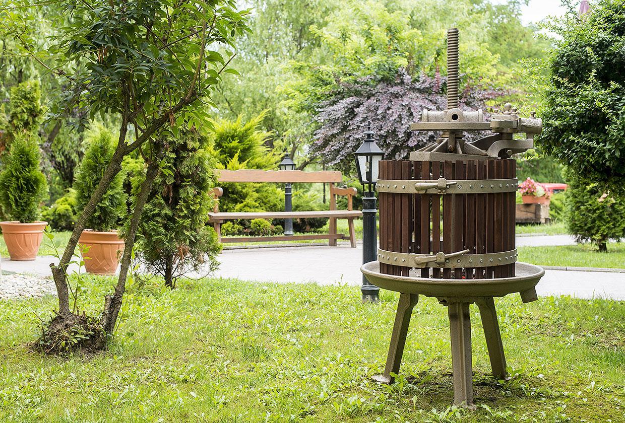 Gastland M0 Hotel & Conference Center Szigetszentmiklos Bagian luar foto
